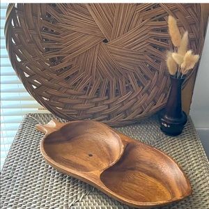 Vintage Monkey Pod Wooden Leaf serving dish or tray.